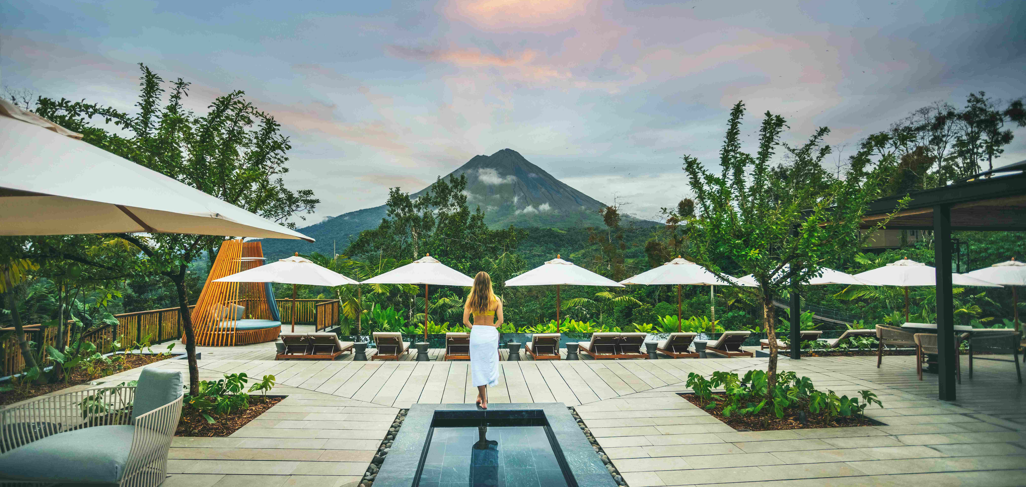 Women's Empowerment Through Housing in Costa Rica's La Fortuna
